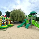 مكان تخييم Tente Avec Terrasse, 4 Pers. - Api-1-52-2029