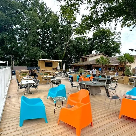 Tente Avec Terrasse, 4 Pers. - Api-1-52-2029 Parque de Campismo