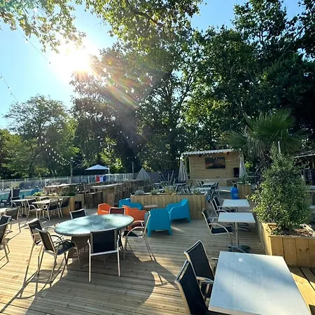 Parque de Campismo Tente Avec Terrasse, 4 Pers. - Api-1-52-2029 Grayan-et-l'Hopital